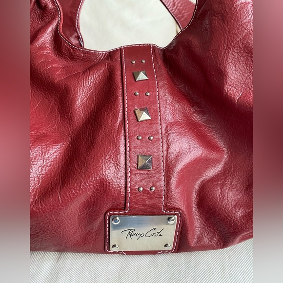 Leather slouchy oversized burnt red shoulder bag with studs - Picture 7 of 15
